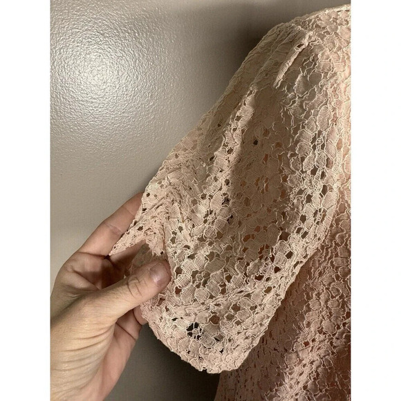41Hawthorn Peach Sheer Lace Stop Top Women's Flutter Blouse Size Medium - Picture 2 of 6